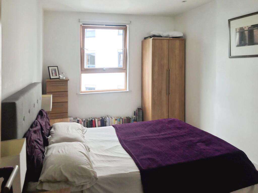 Apartment in Leeds - View 4