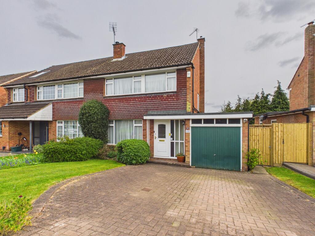 Main image of property: Meadow Walk, Penn, High Wycombe