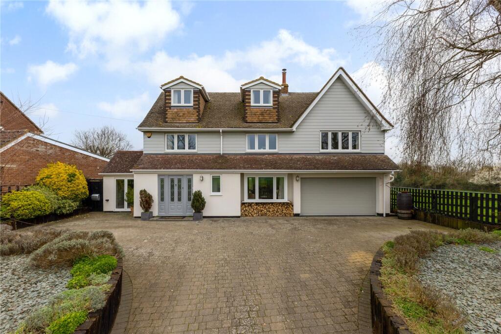 Main image of property: Hitchin Road, Pirton, Hitchin, Hertfordshire, SG5