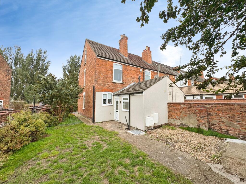 House in Lincoln, Lincolnshire - View 2