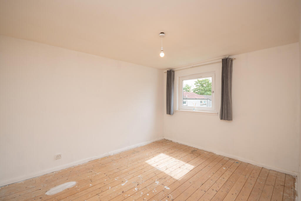House in Cumbernauld, Collingwood, Westfield - View 4