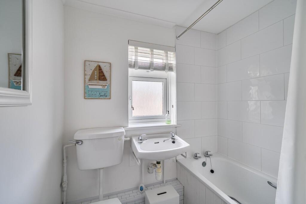 Additional image 9 of Summerfields, Henstridge