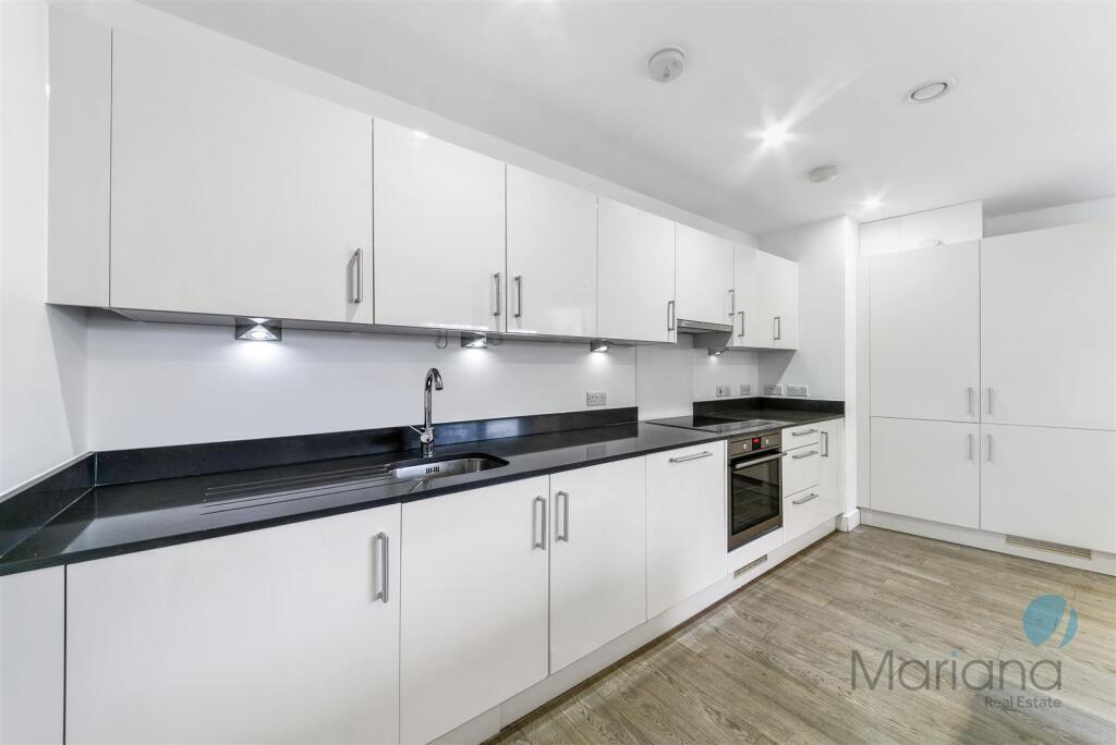 Apartment in London - View 3