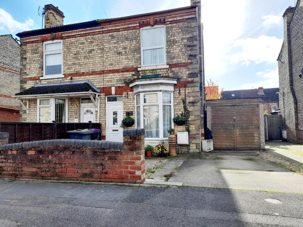 Main image of property: North Marsh Road, Gainsborough