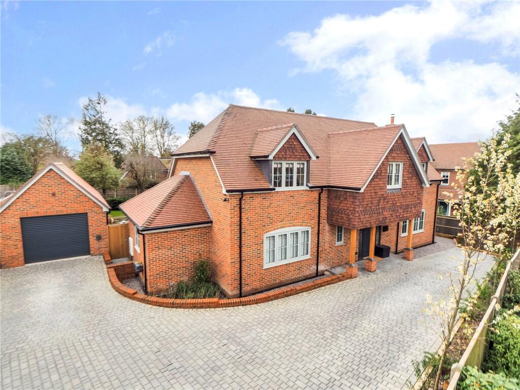 Main image of property: Mortimer Close, Headbourne Worthy, Winchester, Hampshire, SO23