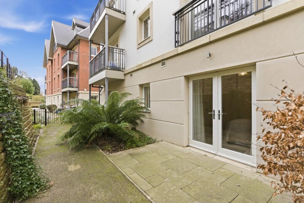 Ellerslie Drive, Malvern, Worcestershire, WR14 photo 3