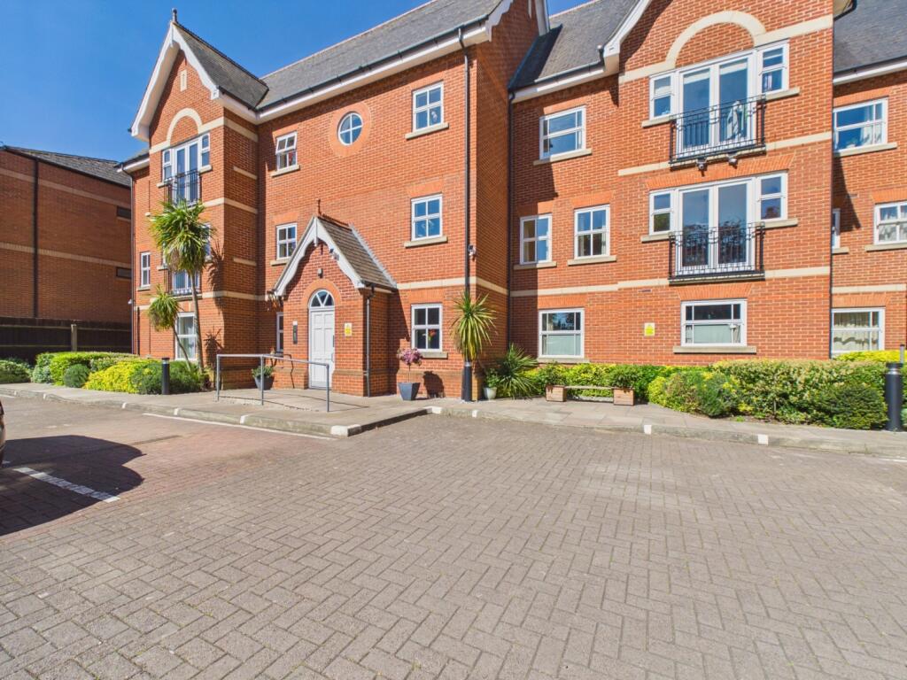 Main image of property: Regency House, 30 Princes Gate, Peterborough, PE1 4DY
