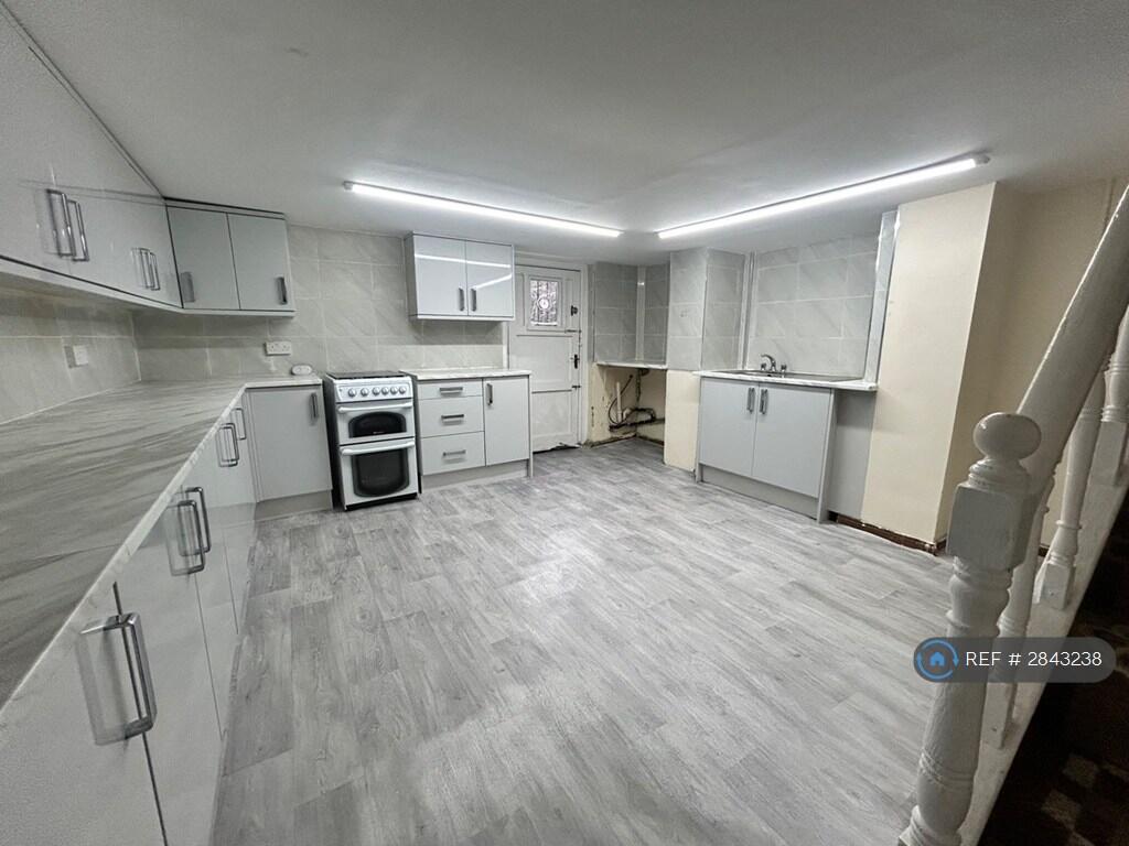 Additional image 6 of Norwood Avenue, Bradford, BD18