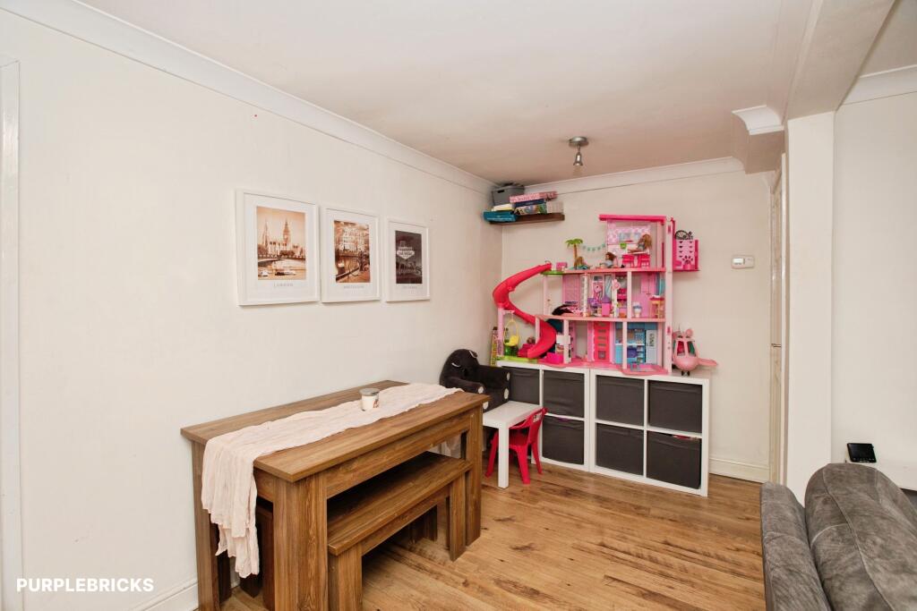 House in Preston - View 4