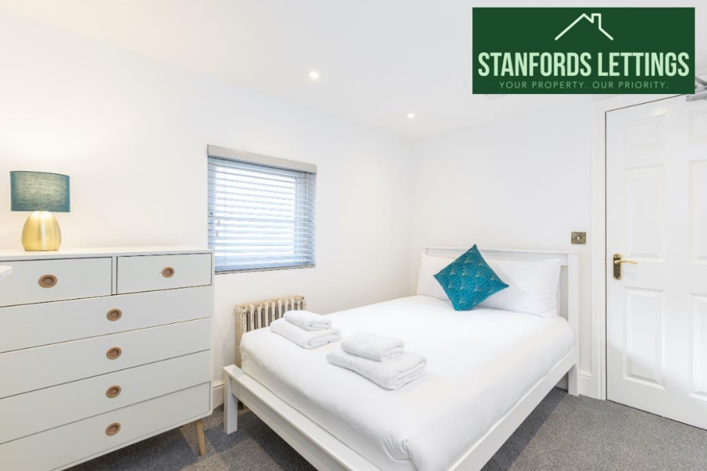5 bedroom town house for rent