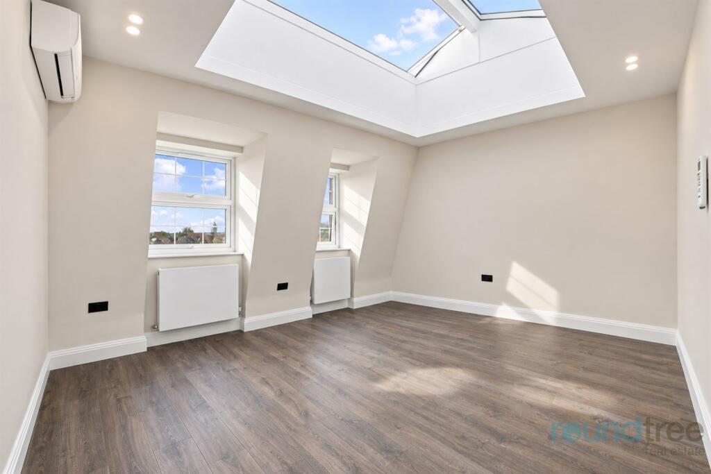 Apartment in London - View 3