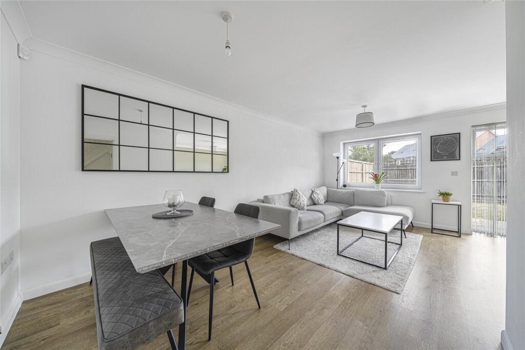 House in Dartford, Stone - View 4