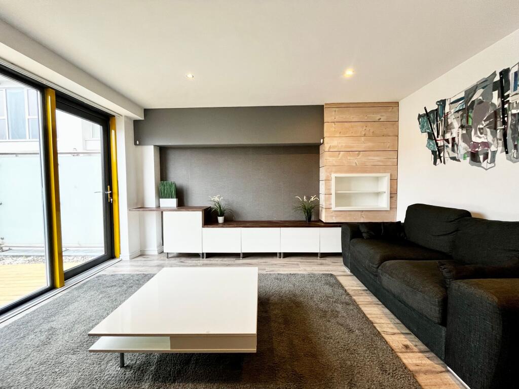 Apartment in Bristol - View 4