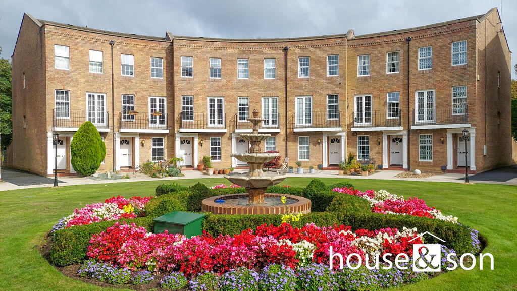 Main image of property: Holly Lodge, 41 Lyndsay Road, Branksome Park, Poole, BH13