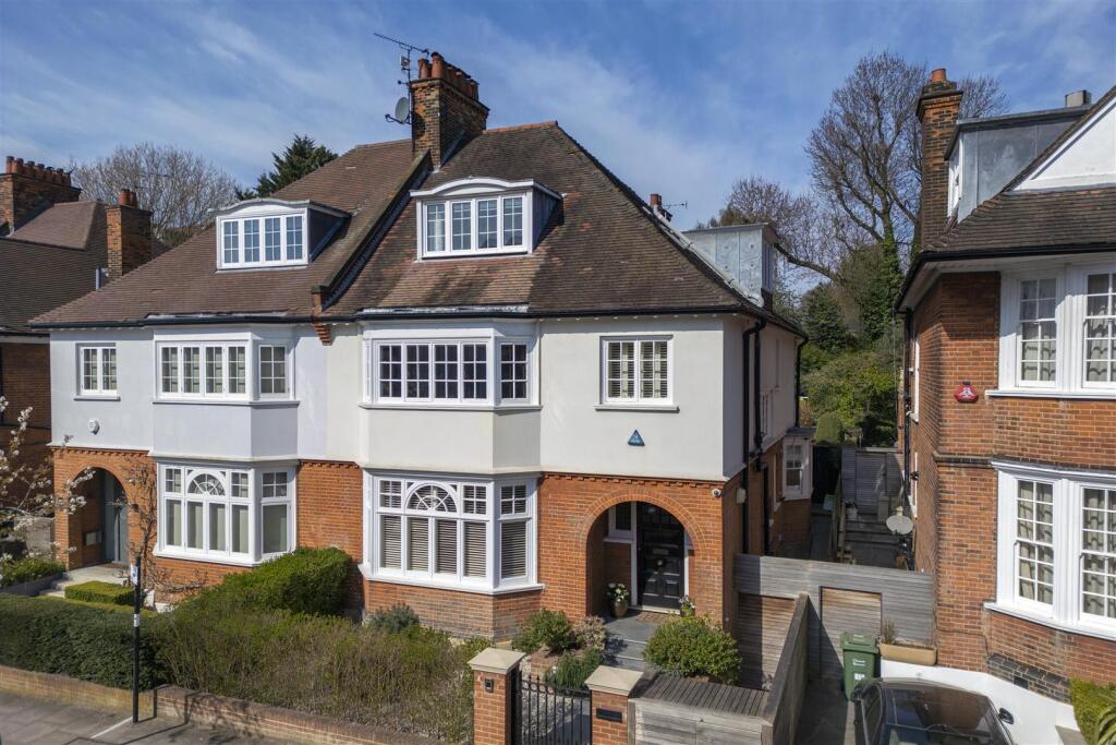 Main image of property: Kidderpore Gardens, Hampstead, NW3