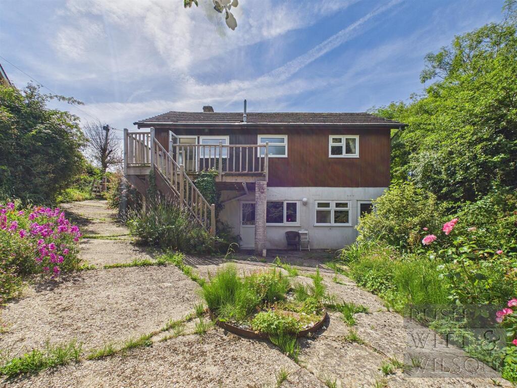 3 Bedroom Detached in TN35 4DA
