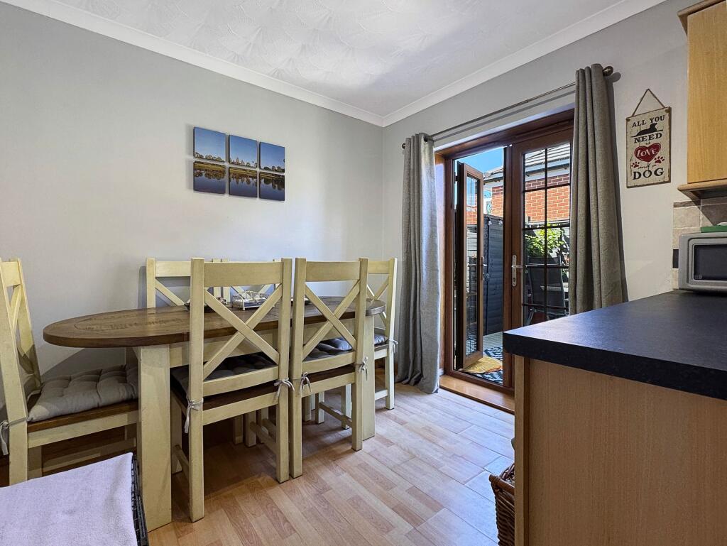 House in Cowes, Isle of Wight - View 4