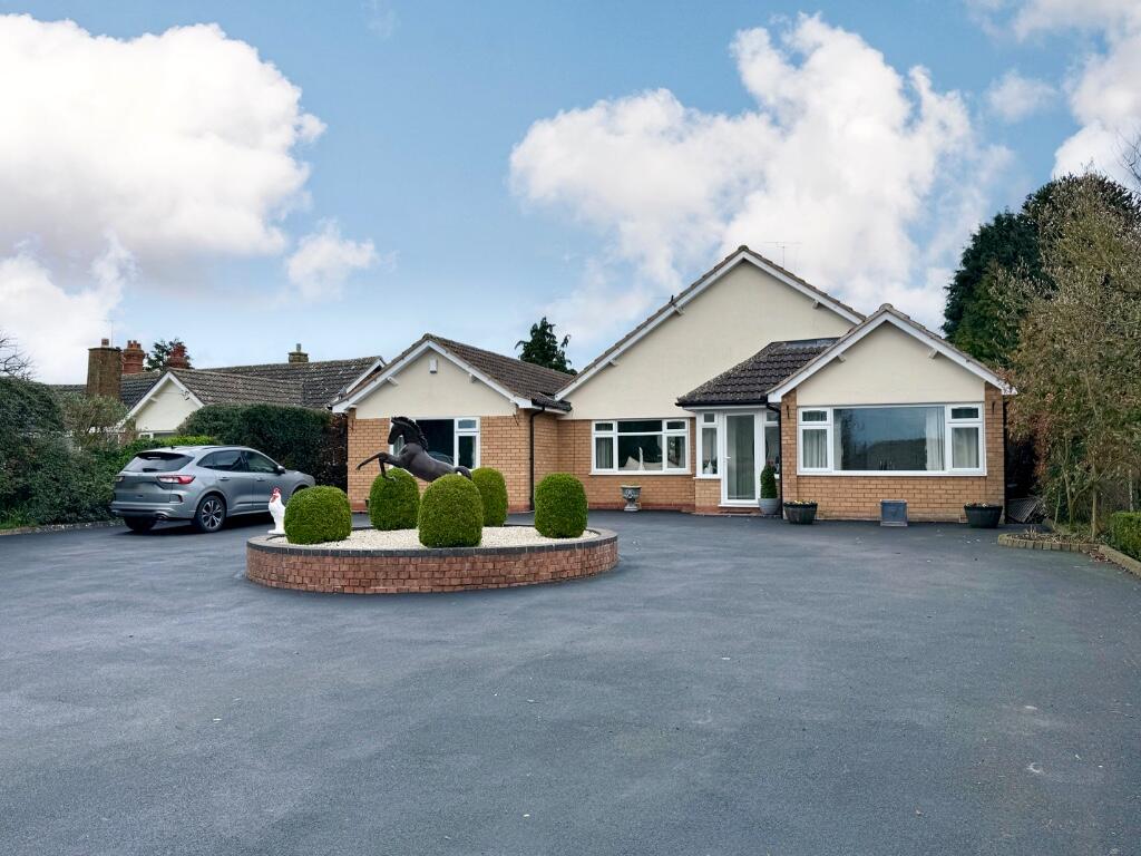 Main image of property: Wasperton, Warwick