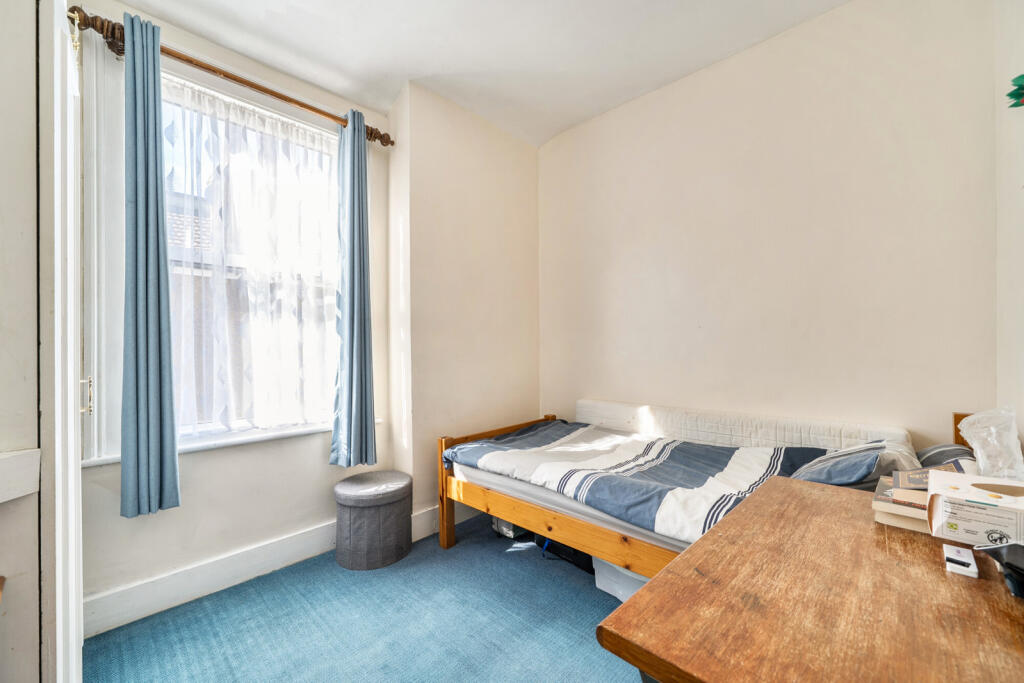 Apartment in London, Rayners Lane - More