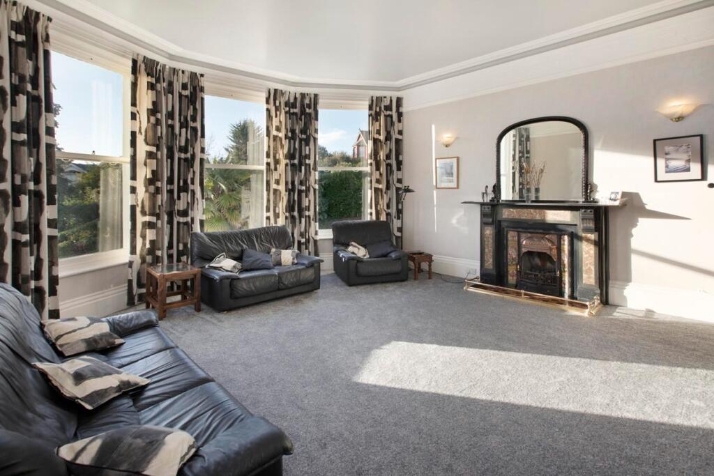 Burridge Road, Torquay, Devon, TQ2 6HG photo 3