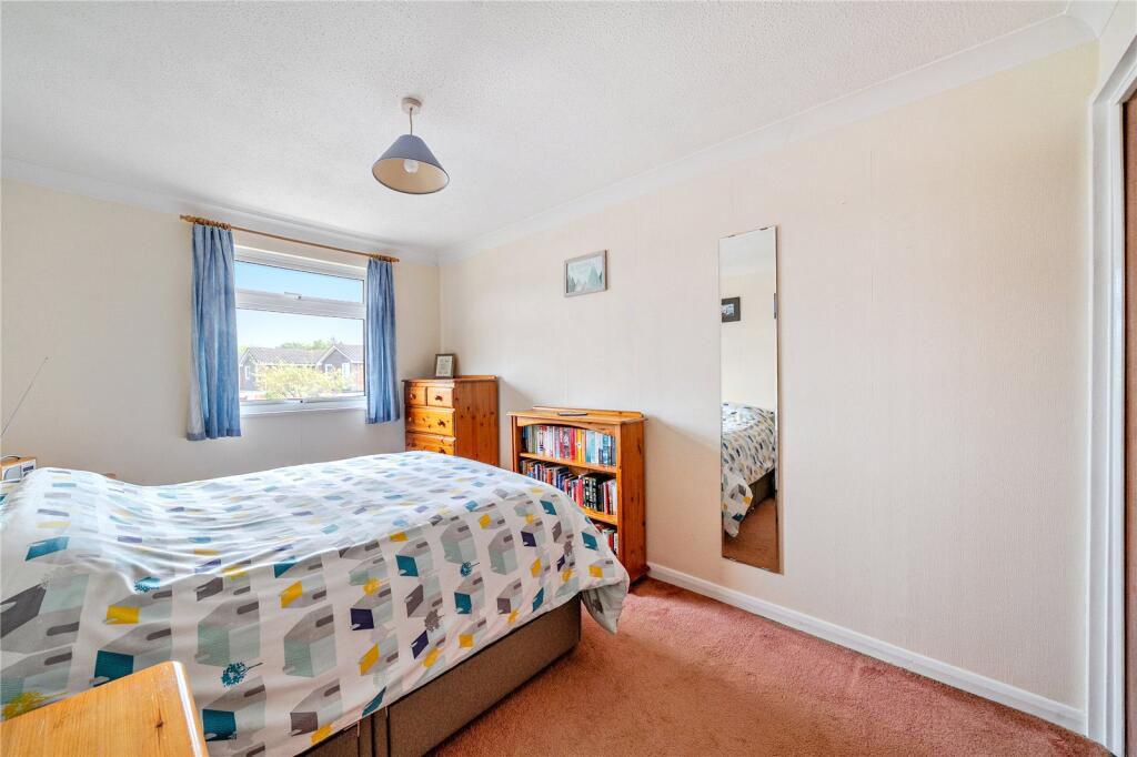 Wendron Close, Goldsworth Park, Woking, Surrey, GU21 - View 5