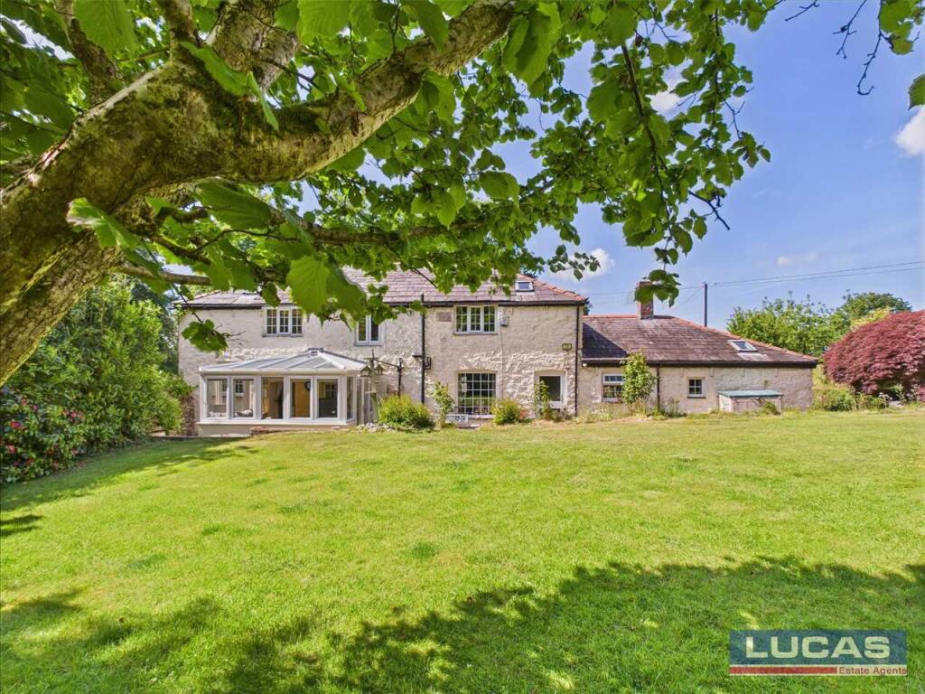 Main image of property: Yr Efail, Ffordd Brynsiencyn, Llanfairpwll