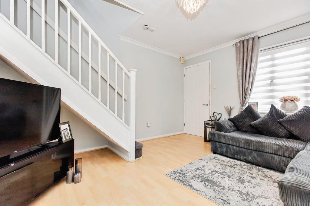 Cornwallis Drive, Eaton Socon, St. Neots - View 4