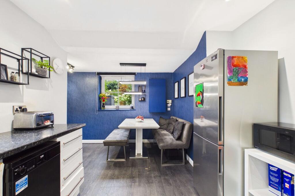 House in Cupar, Blalowan Park, Westfield - More