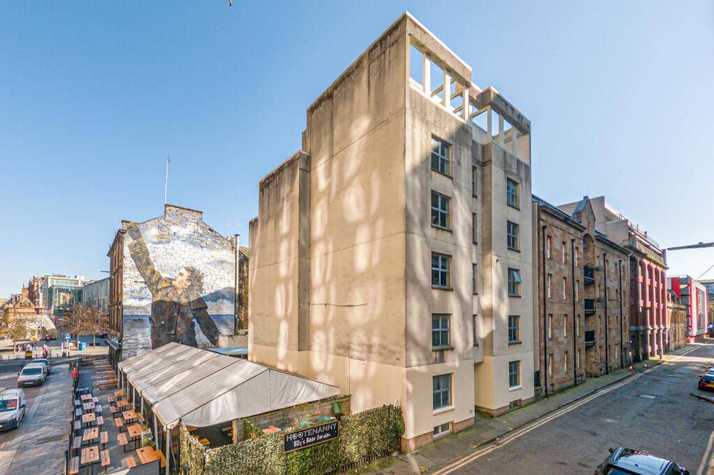 2-bed flat on Fox Street, Glasgow City Centre, £189,000