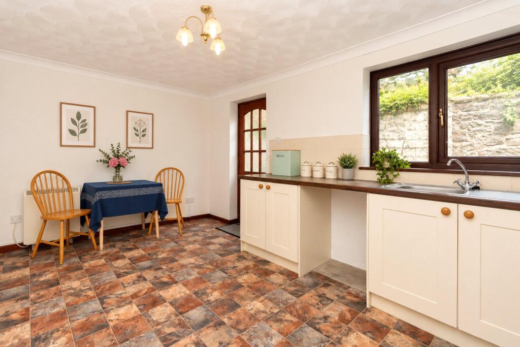 House in Truro - View 5