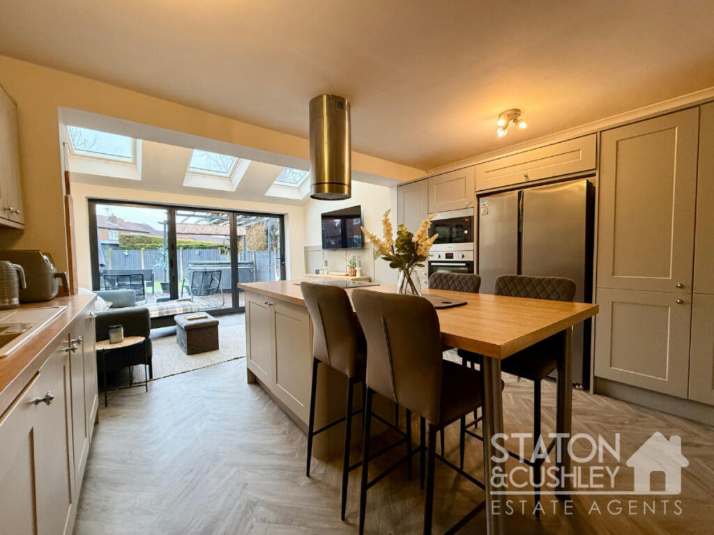 Wentworth Close, Forest Town, NG19 photo 3