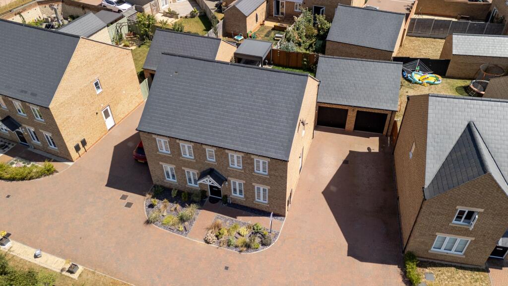 Hardmead, Bicester, OX26 - View 4