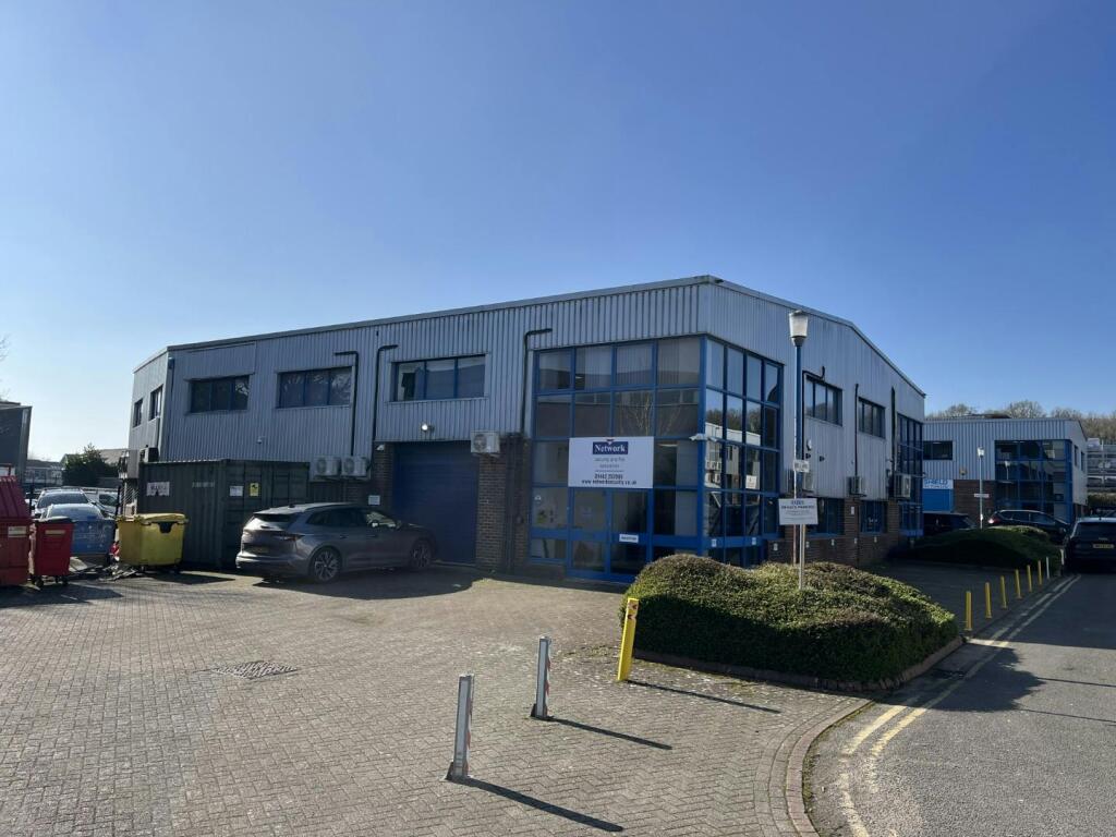 Main image of property: 1 Sovereign Park, Cleveland Way, Hemel Hempstead, HP2 7DA