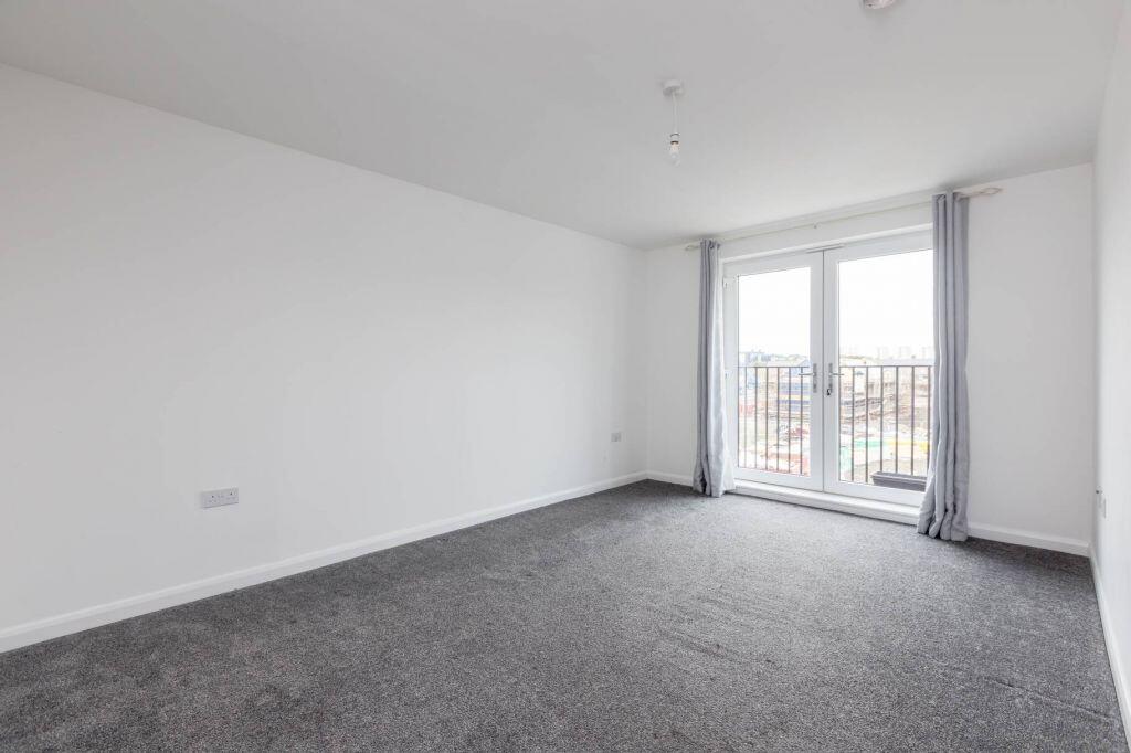 Apartment in Edinburgh, Bankfield Brae, Craigmillar - View 4