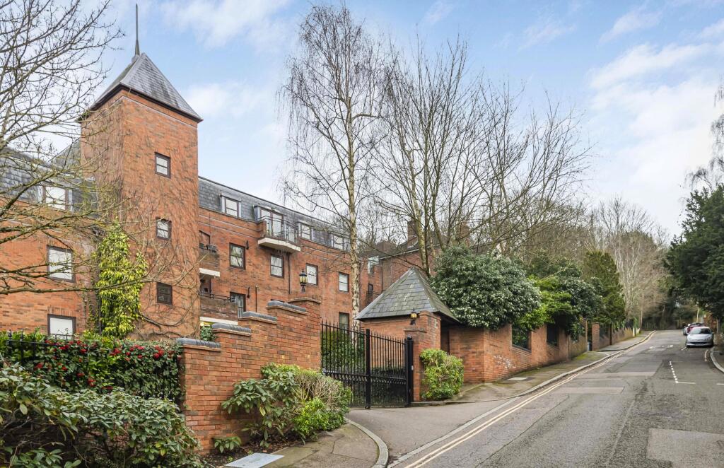 Main image of property: Lychgate Manor, Roxborough Park, Harrow on the Hill