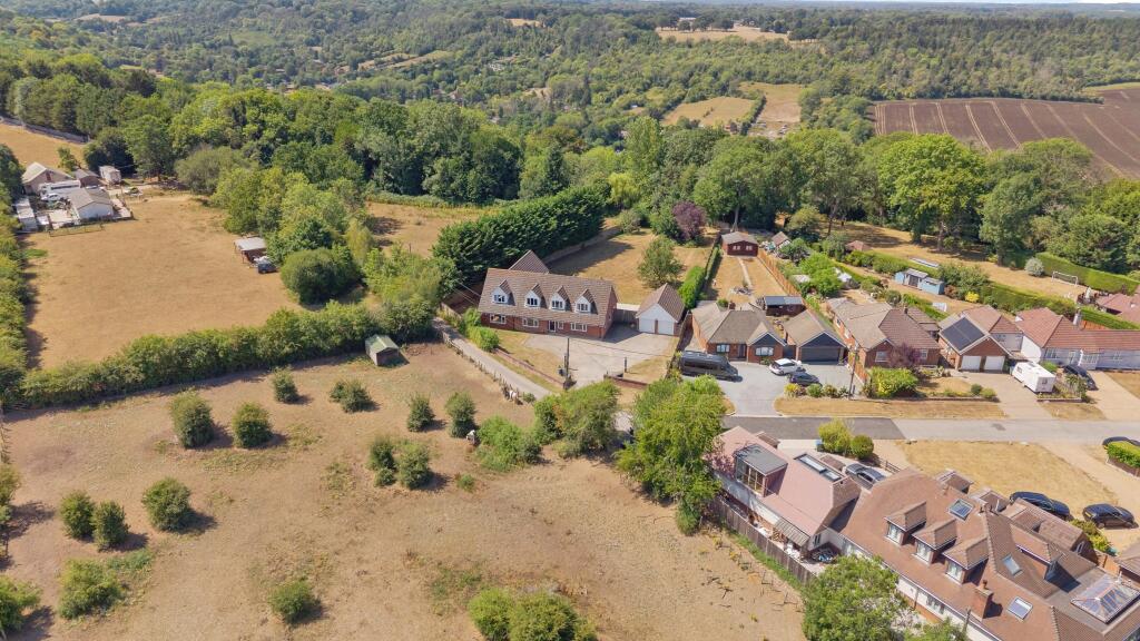 House in Sevenoaks, West Kingsdown - View 4