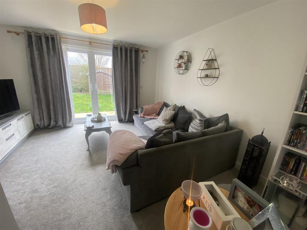 House in Taunton - View 5