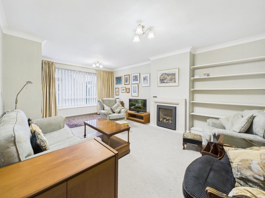 Gisborne Close, Mickleover photo 2