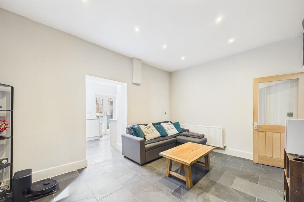 15 Hunter Street, Carnforth, Lancashire photo 4