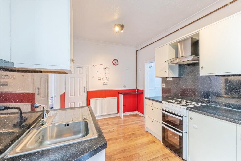 House in Hull, Kingston upon Hull - View 4