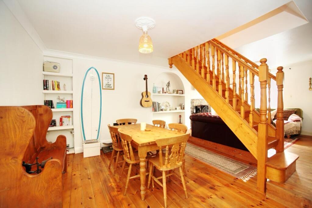 Mathews Terrace, Penycoedcae, Pontypridd, Rhondda Cynon Taf - View 6