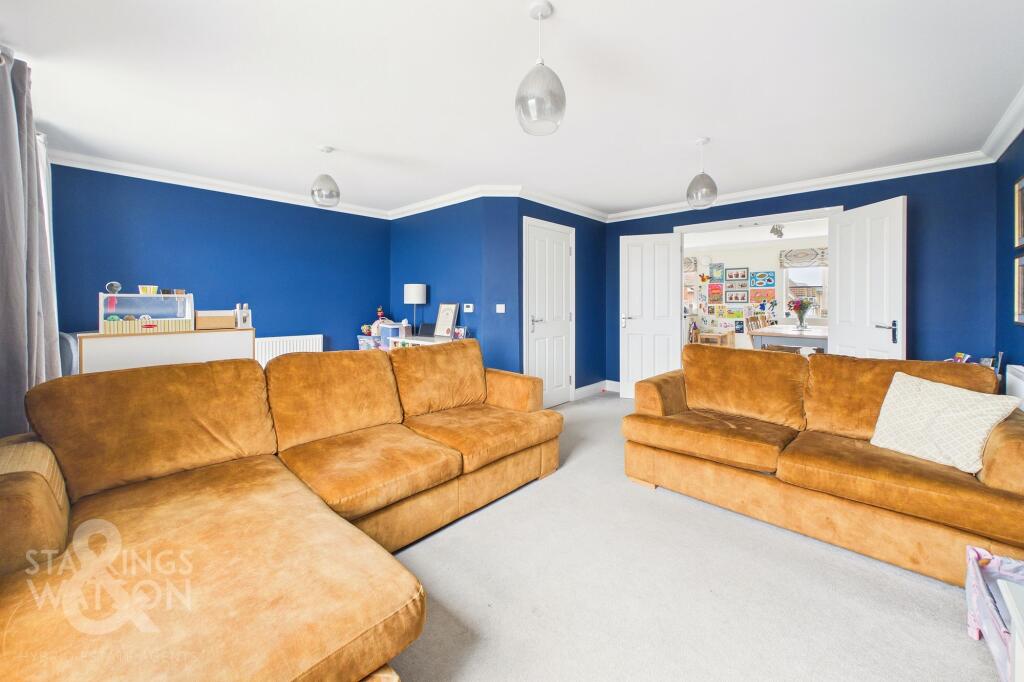 Dunlin Drive, Wymondham photo 2