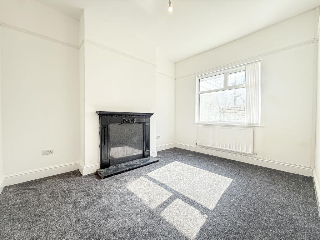 House in Wirral, Liverpool City Region - More