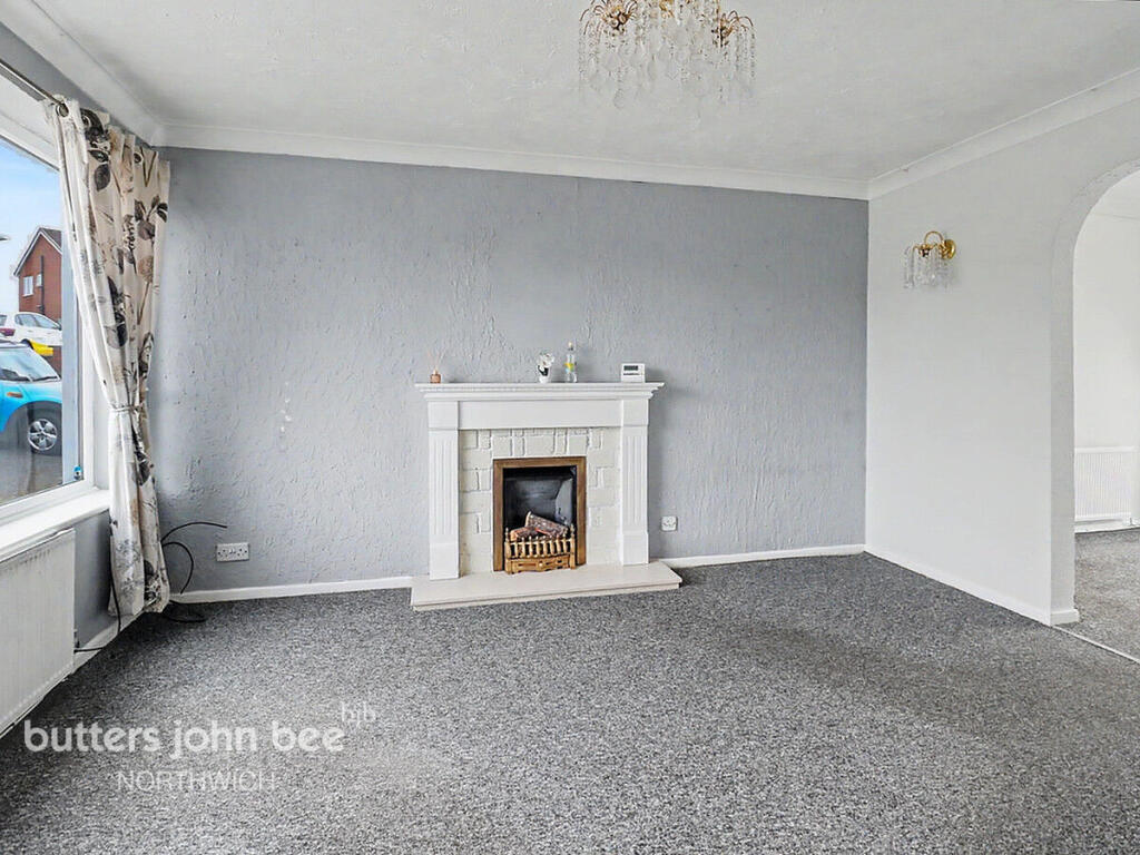 Ashwood Crescent, Northwich photo 4