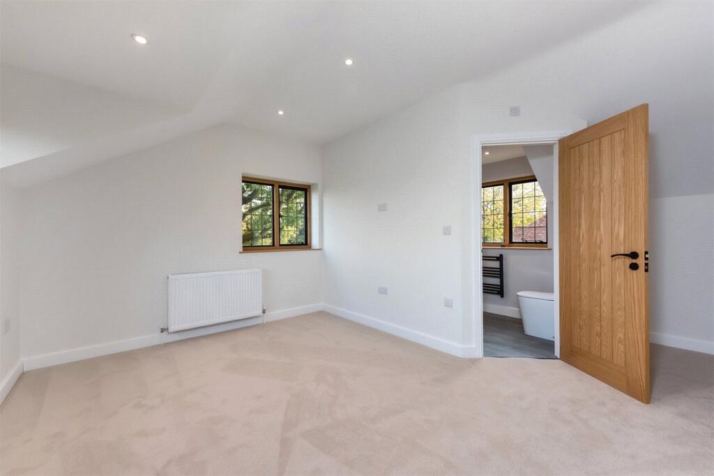 House in Reading - View 5