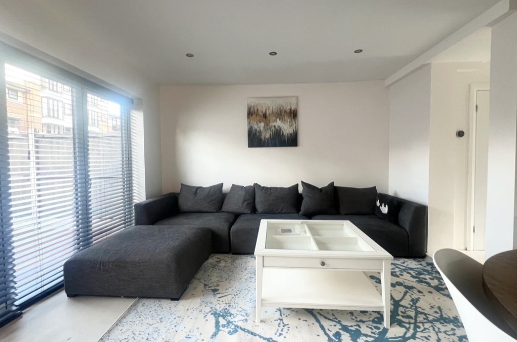 Main image of property: Barnfield Place, Isle of Dogs, London, E14