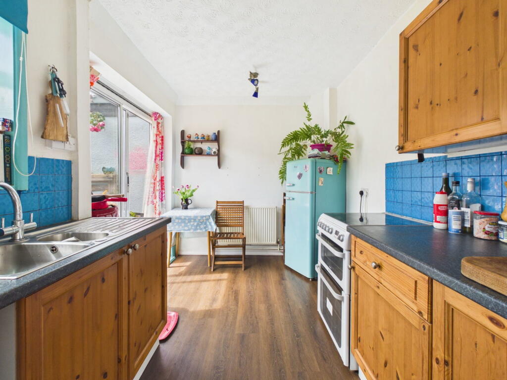 House in Worthing, West Sussex - View 5