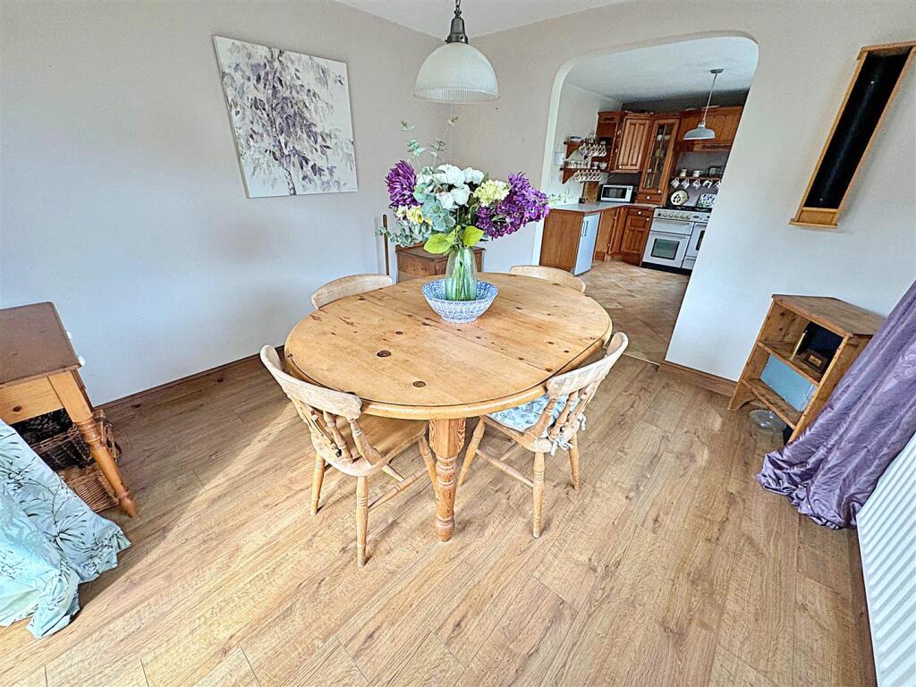 House in Doncaster - View 5