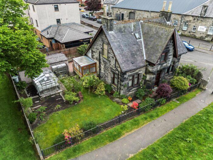 Main image of property: Castleblair Lodge, Inglis Lane, Dunfermline, KY12 9DP
