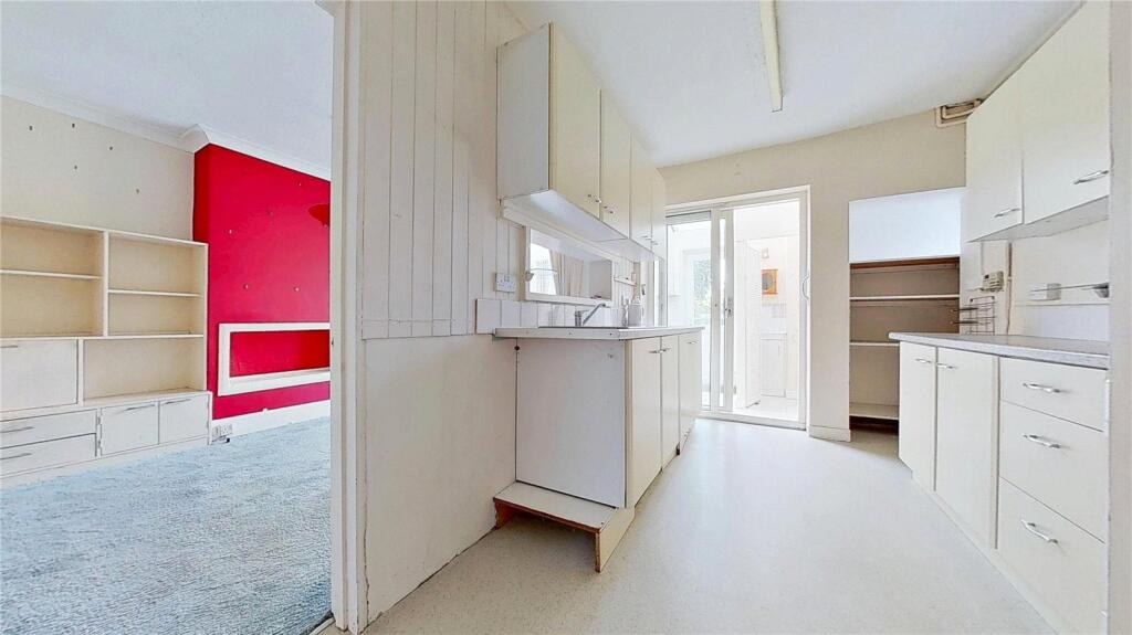 House in Brighton - View 4